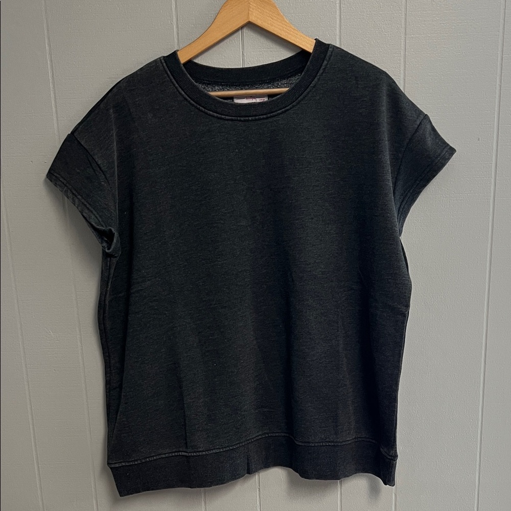 NWT Discount Divas Top Shirt Large